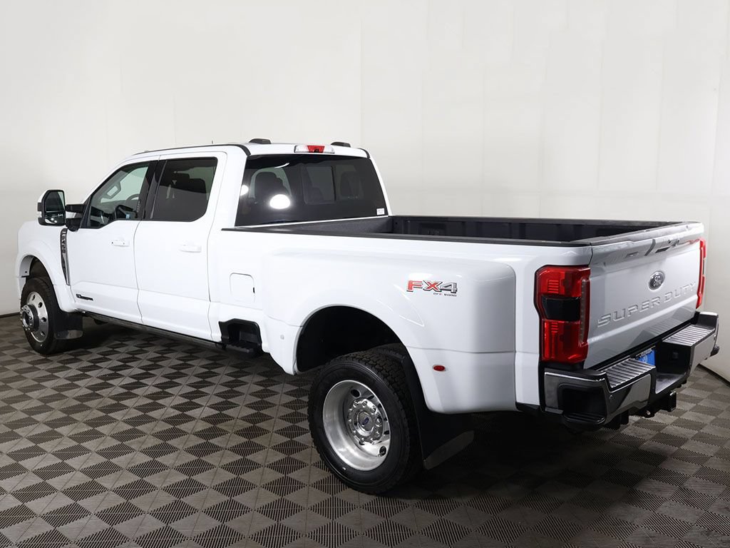 Used 2023 Ford F450 Lariat w/ Lariat Ultimate Package AWD/4WD image 13