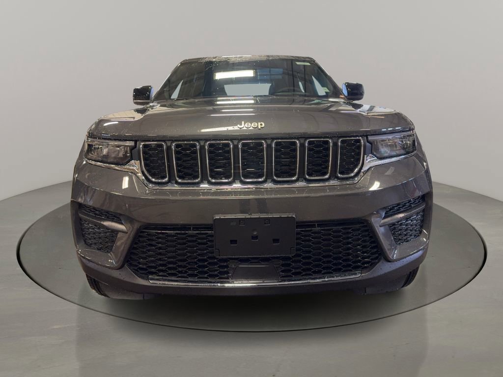 New 2025 Jeep Grand Cherokee Laredo X w/ Luxury Tech Group I image 2