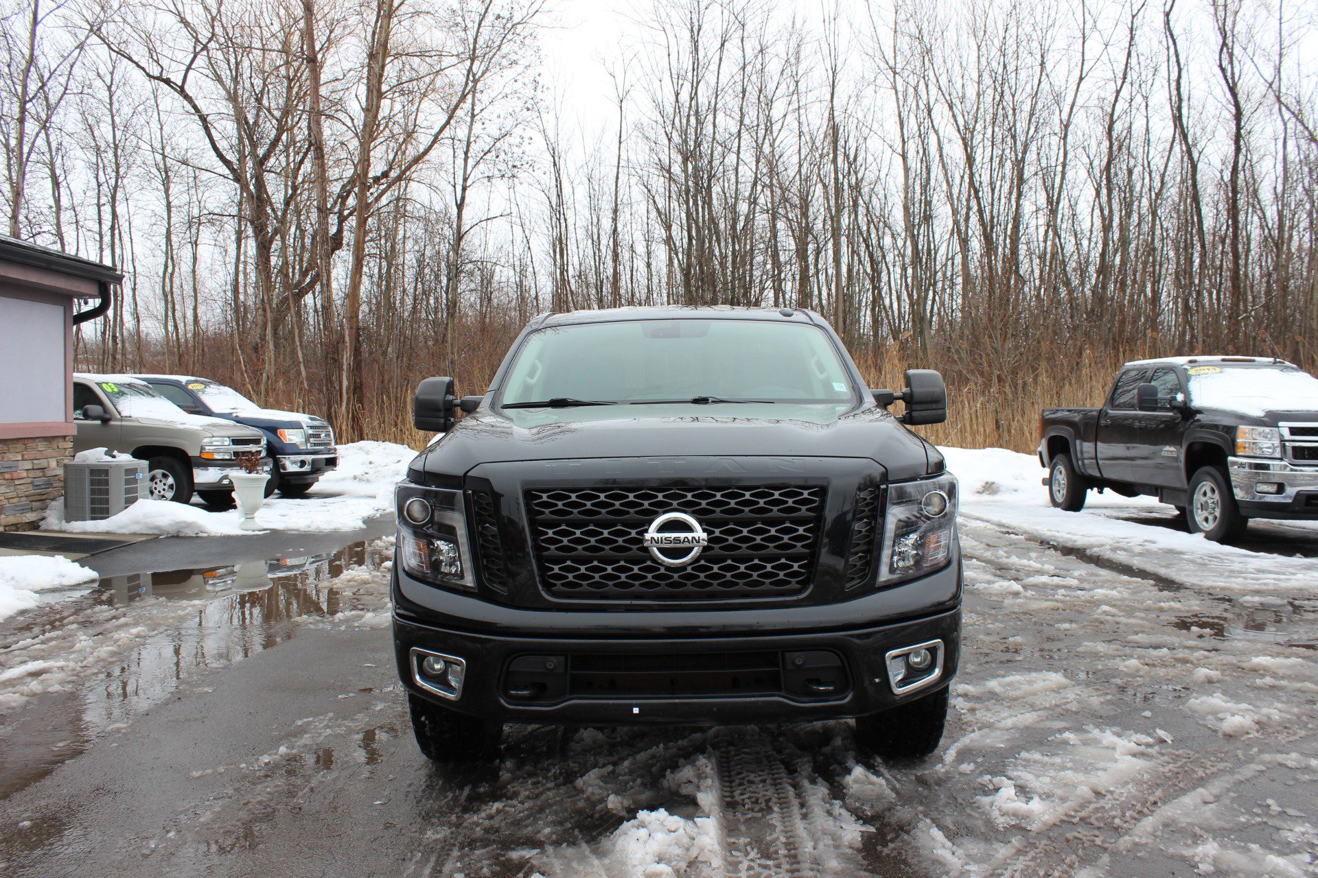 Used 2019 Nissan Titan PRO-4X w/ Pro-4x Utility Package image 13