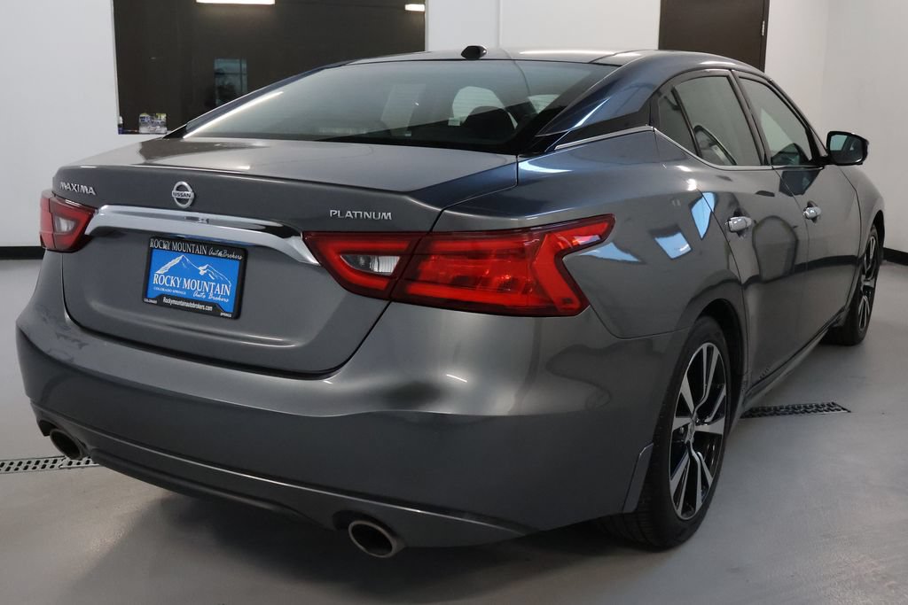 Used 2017 Nissan Maxima Platinum w/ Interior Lighting Package FWD image 7