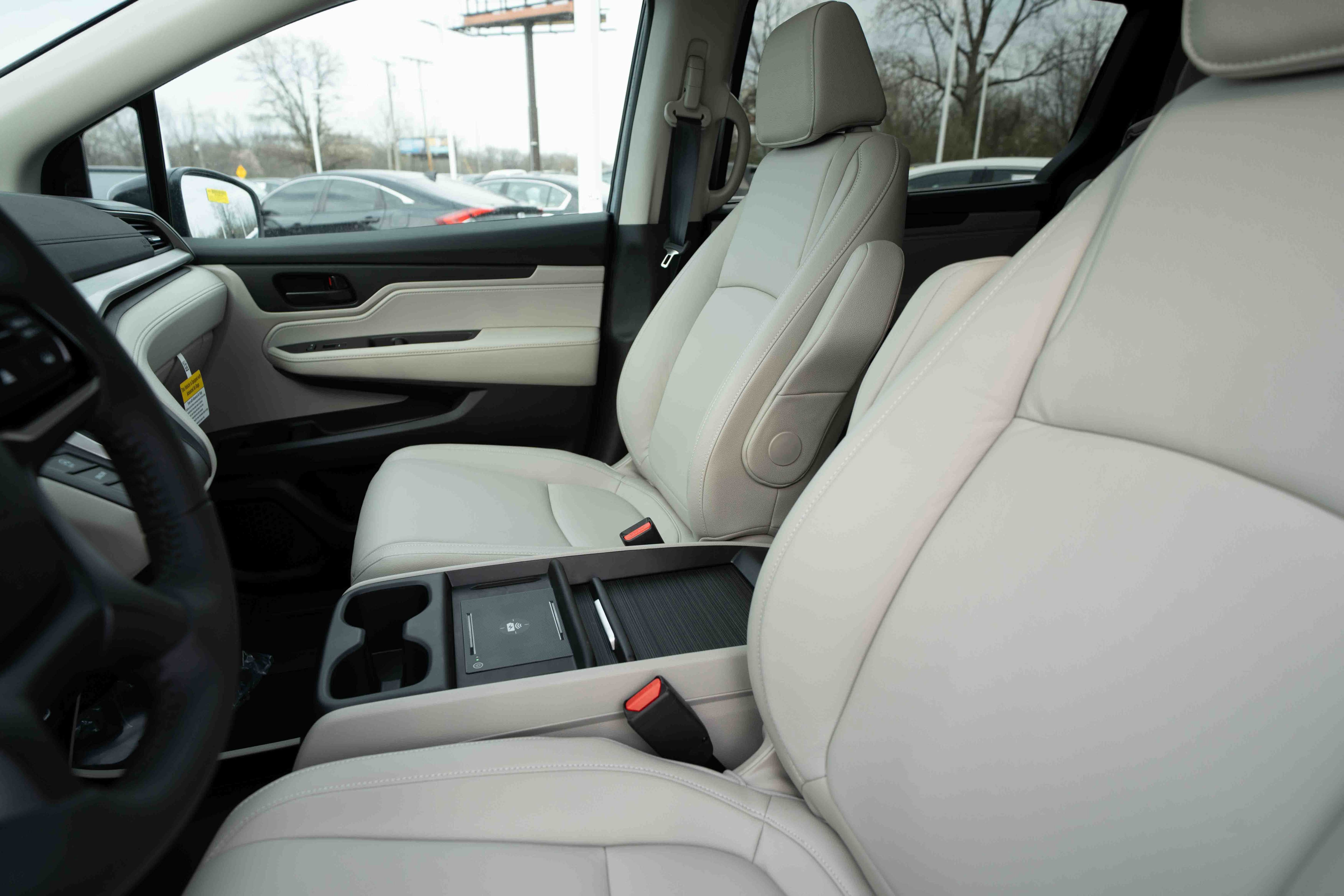 New 2026 Honda Odyssey EX-L image 10