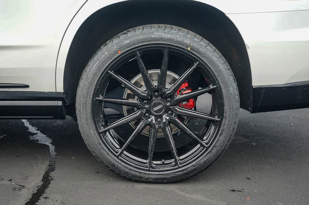 Used 2023 Cadillac Escalade V image 12