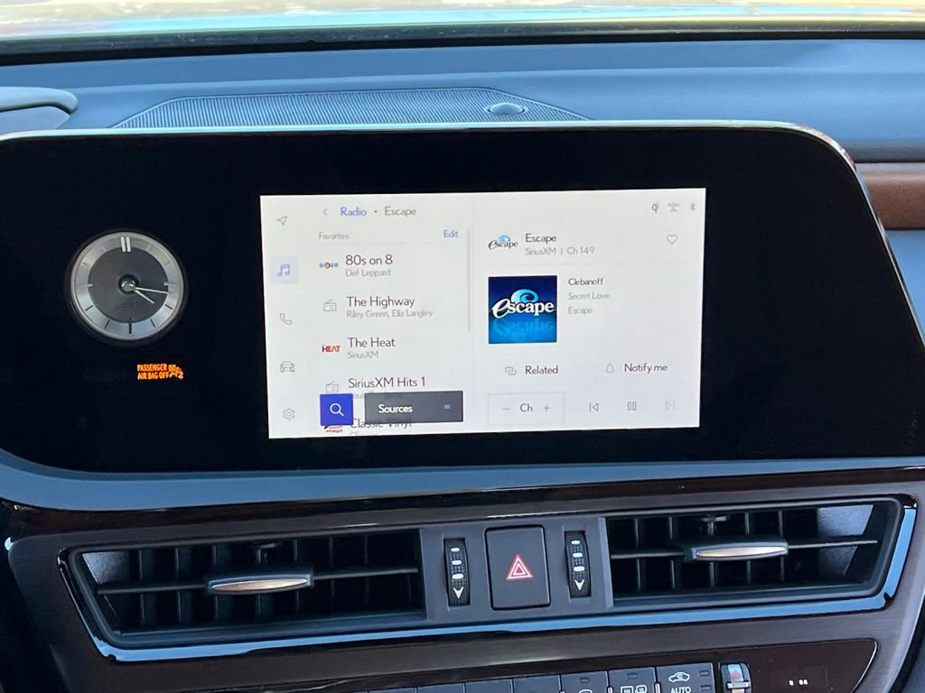 New 2025 Lexus ES 350 w/ Premium Package image 17