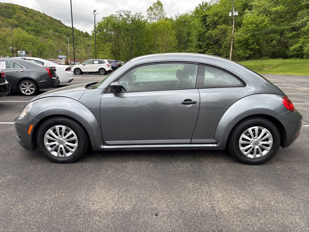 Used 2012 Volkswagen Beetle 2.5 FWD image 2