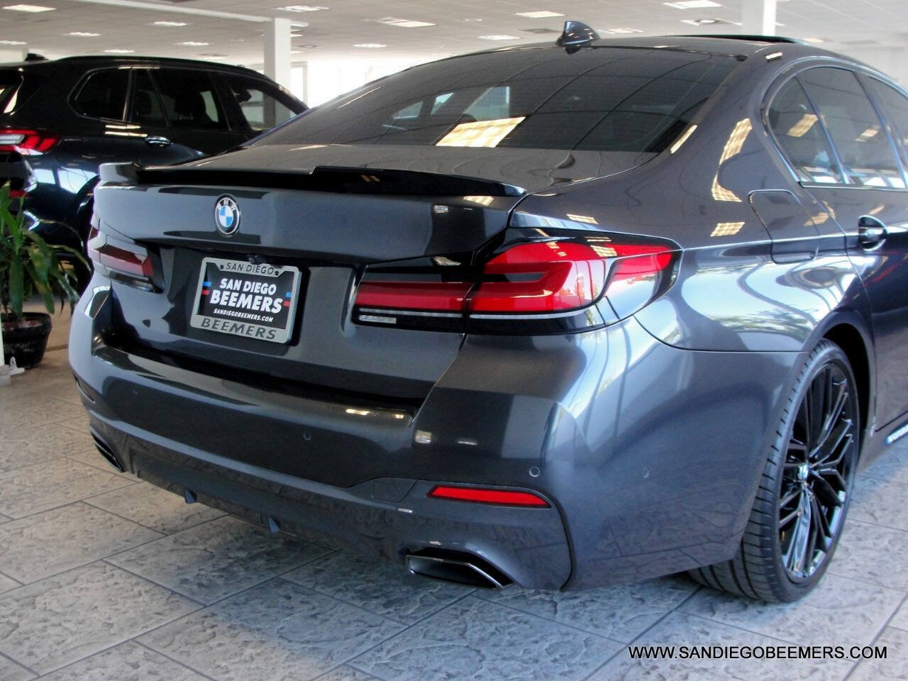 Used 2023 BMW 540i w/ M Sport Package RWD image 14