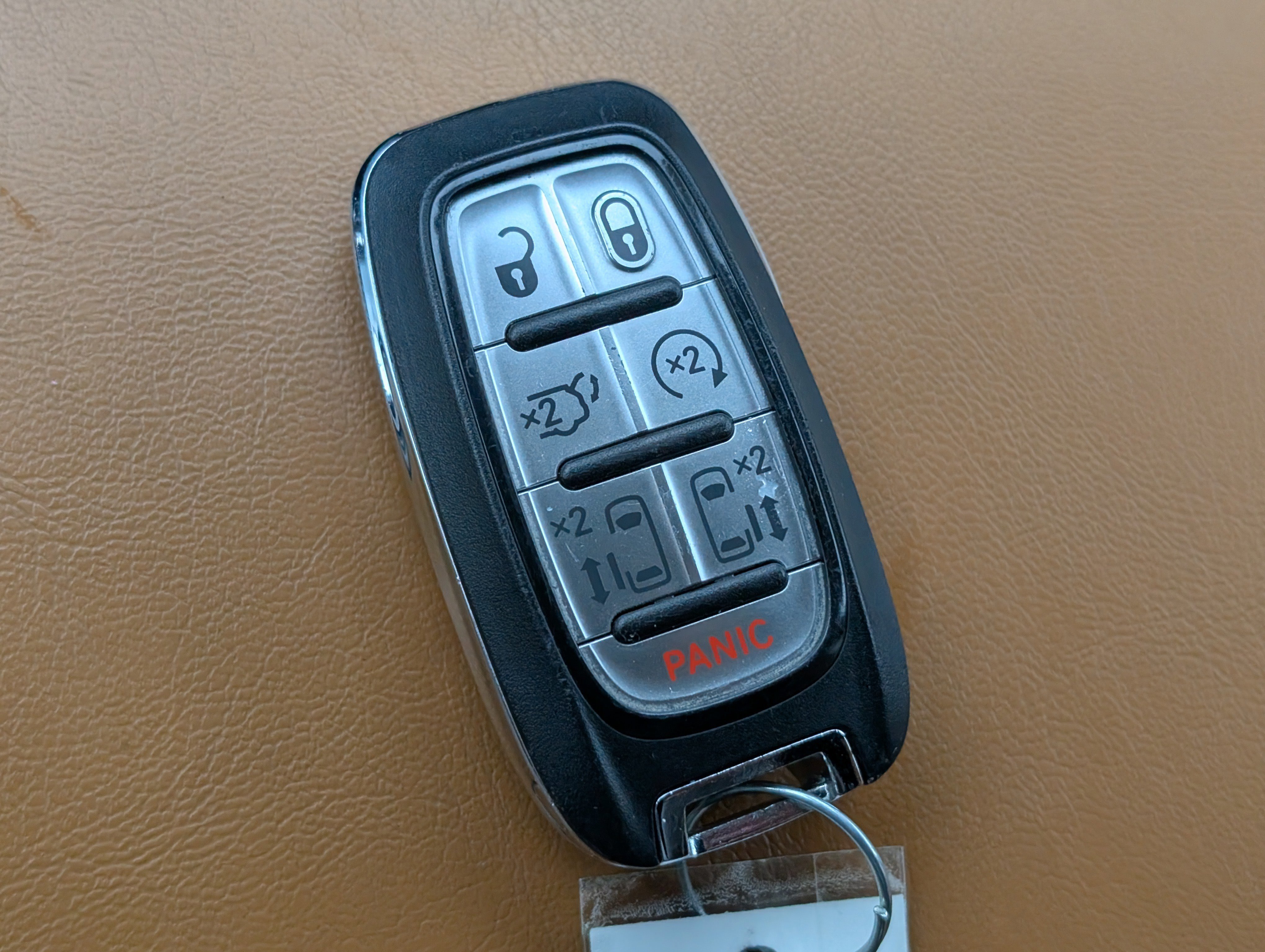 Used 2022 Chrysler Pacifica Pinnacle AWD/4WD image 32