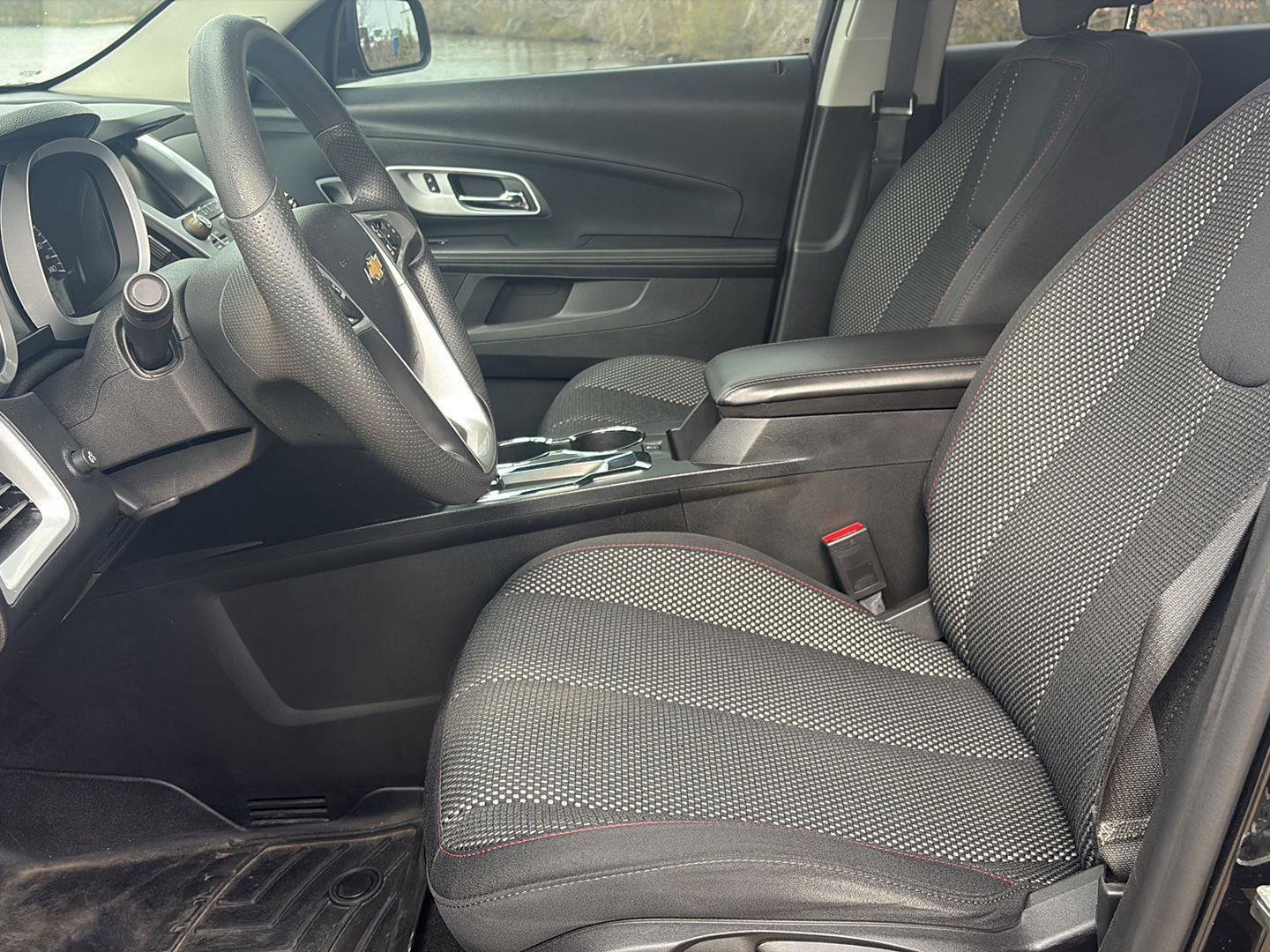 Used 2016 Chevrolet Equinox LT FWD image 15