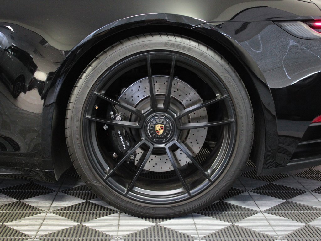 Used 2024 Porsche 911 Carrera GTS image 43