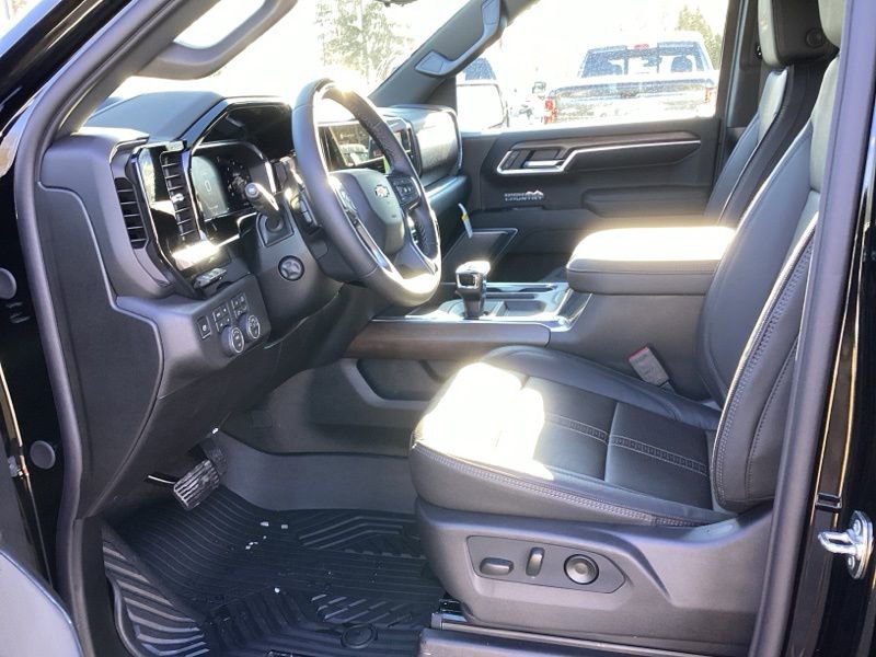 New 2026 Chevrolet Silverado 1500 High Country w/ Technology Package image 26