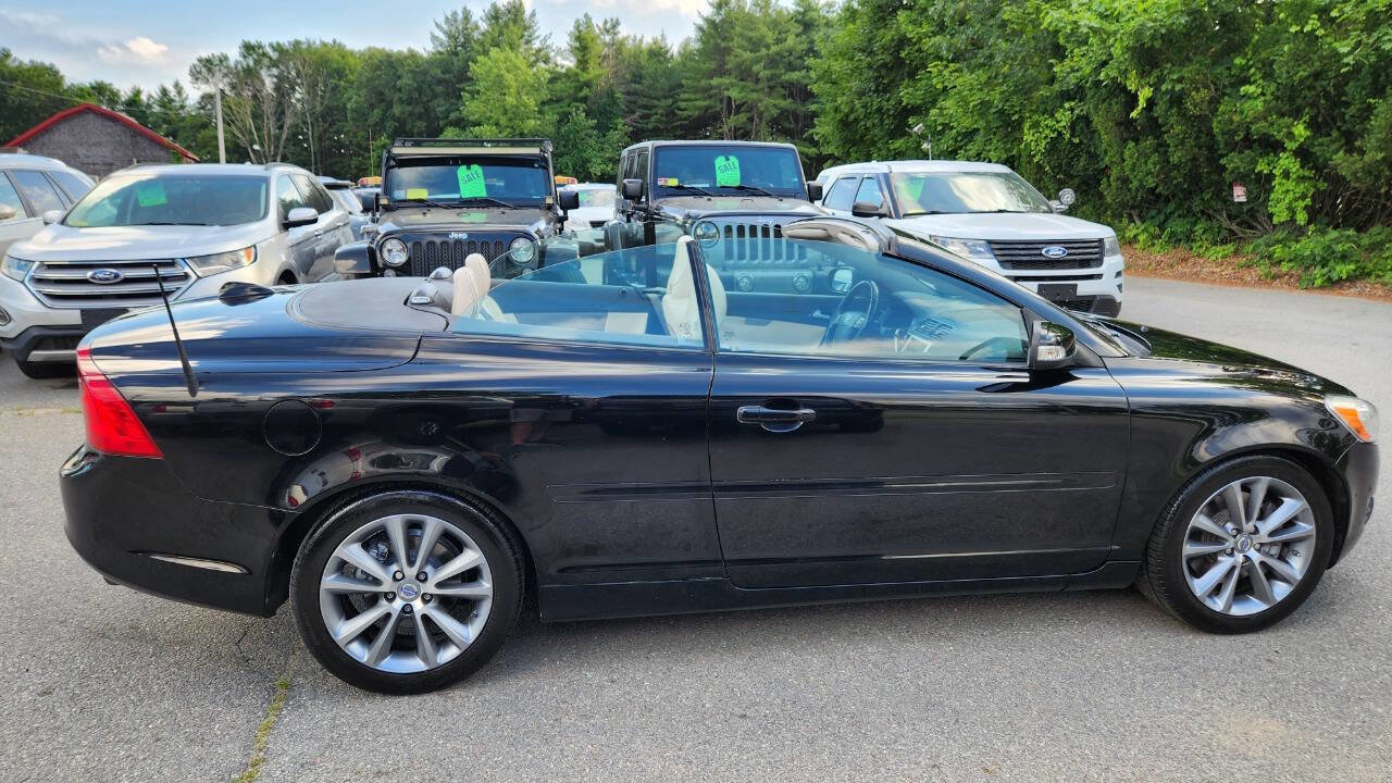 Used 2012 Volvo C70 T5 w/ Climate Pkg image 17