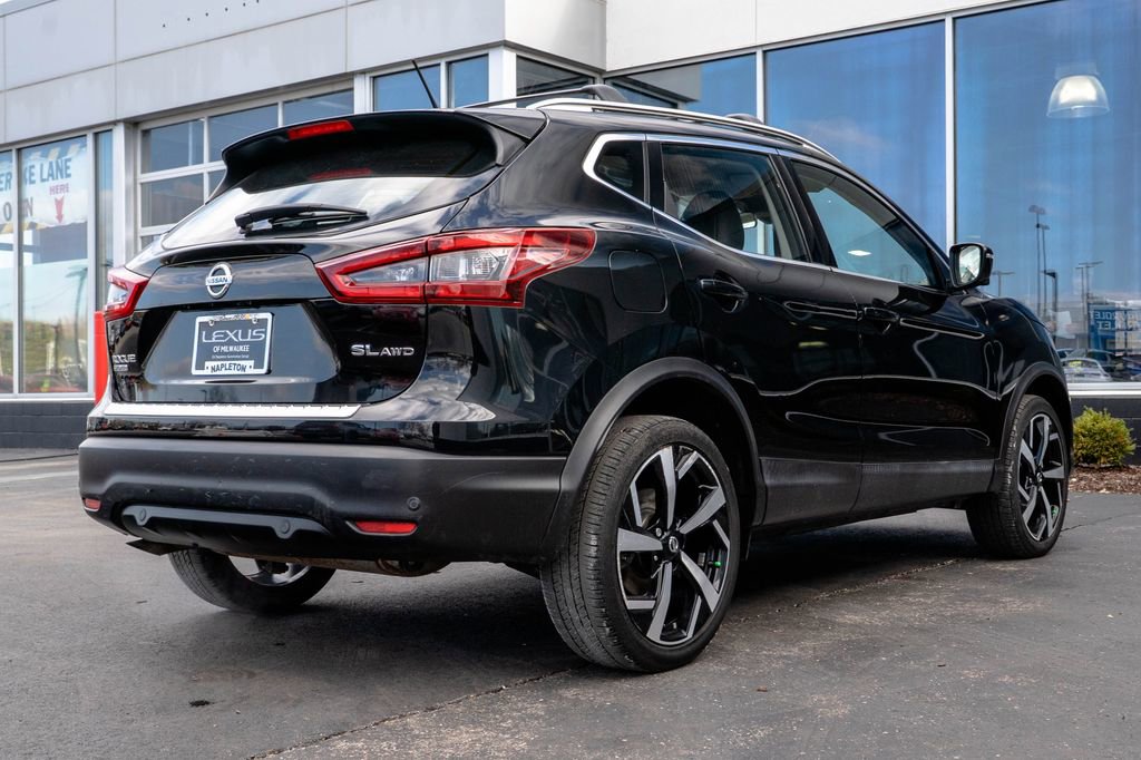 Used 2020 Nissan Rogue Sport SL image 9