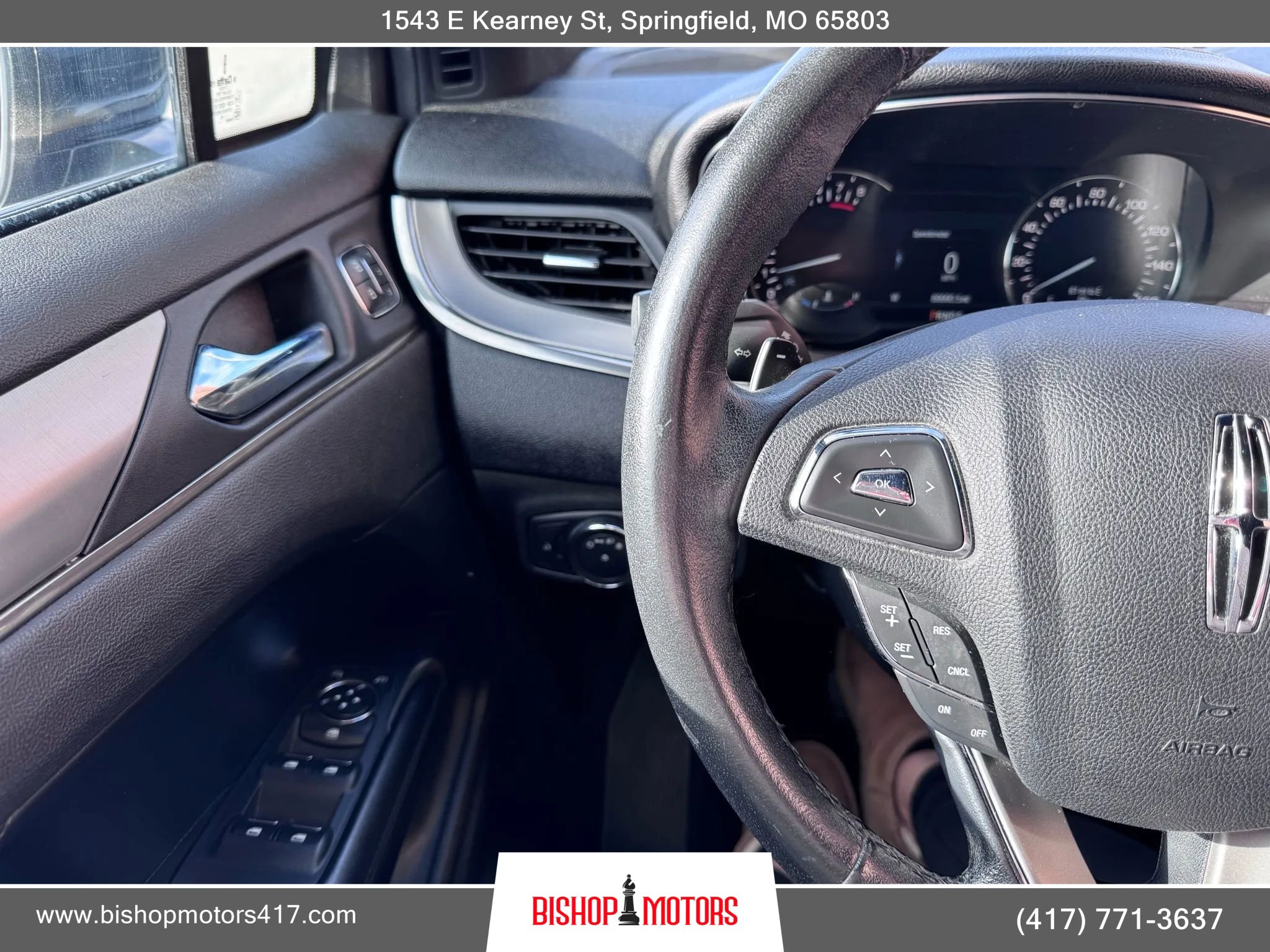 Used 2017 Lincoln MKC Premiere FWD image 37