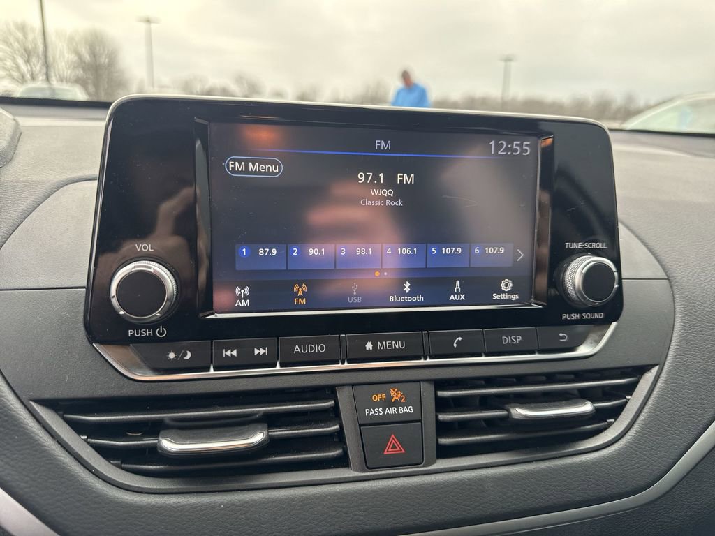 Used 2022 Nissan Altima 2.5 S image 16