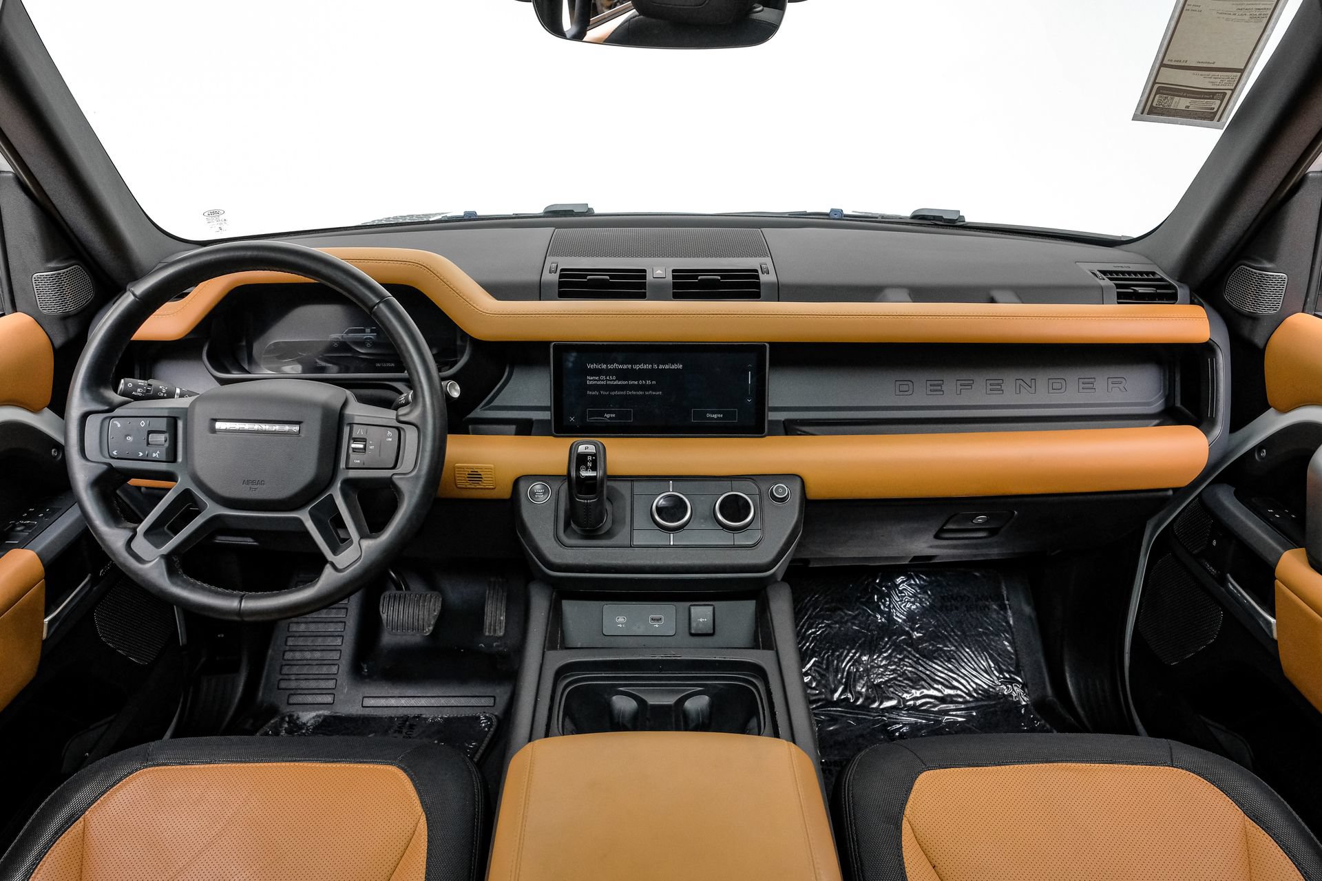 Used 2023 Land Rover Defender 110 X-Dynamic SE AWD/4WD image 17