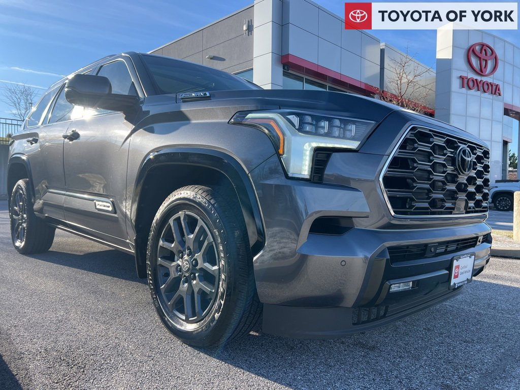 Certified 2025 Toyota Sequoia Platinum image 1