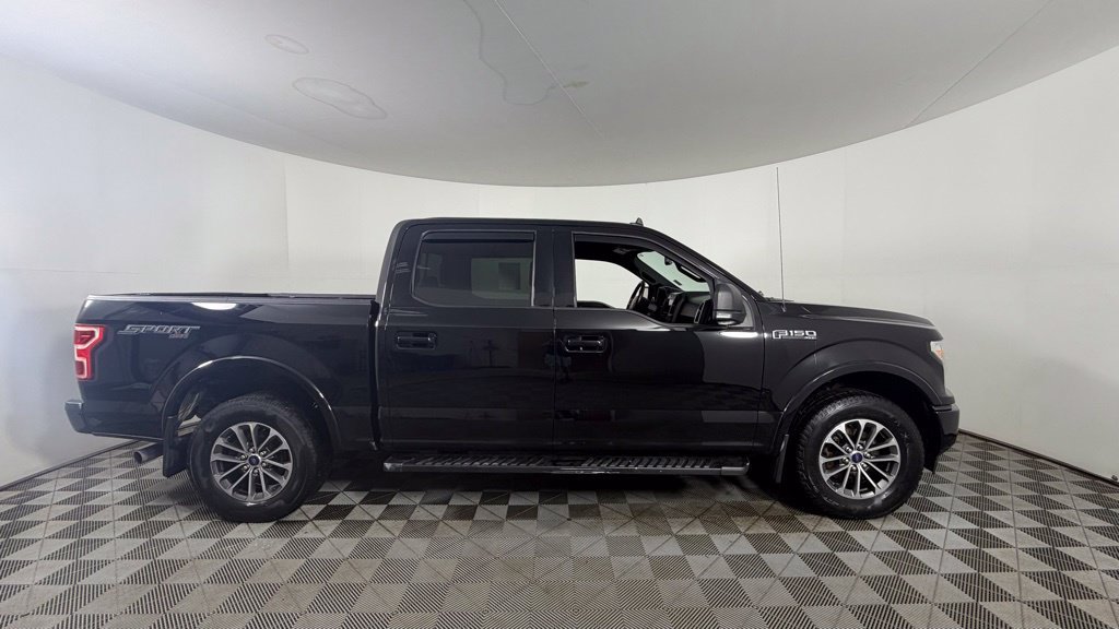 Used 2019 Ford F150 XLT w/ Equipment Group 302A Luxury AWD/4WD image 9