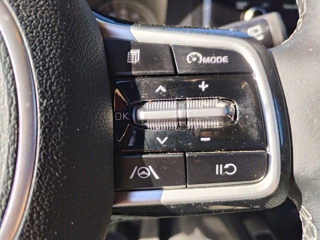 Used 2022 Kia Sorento S image 21