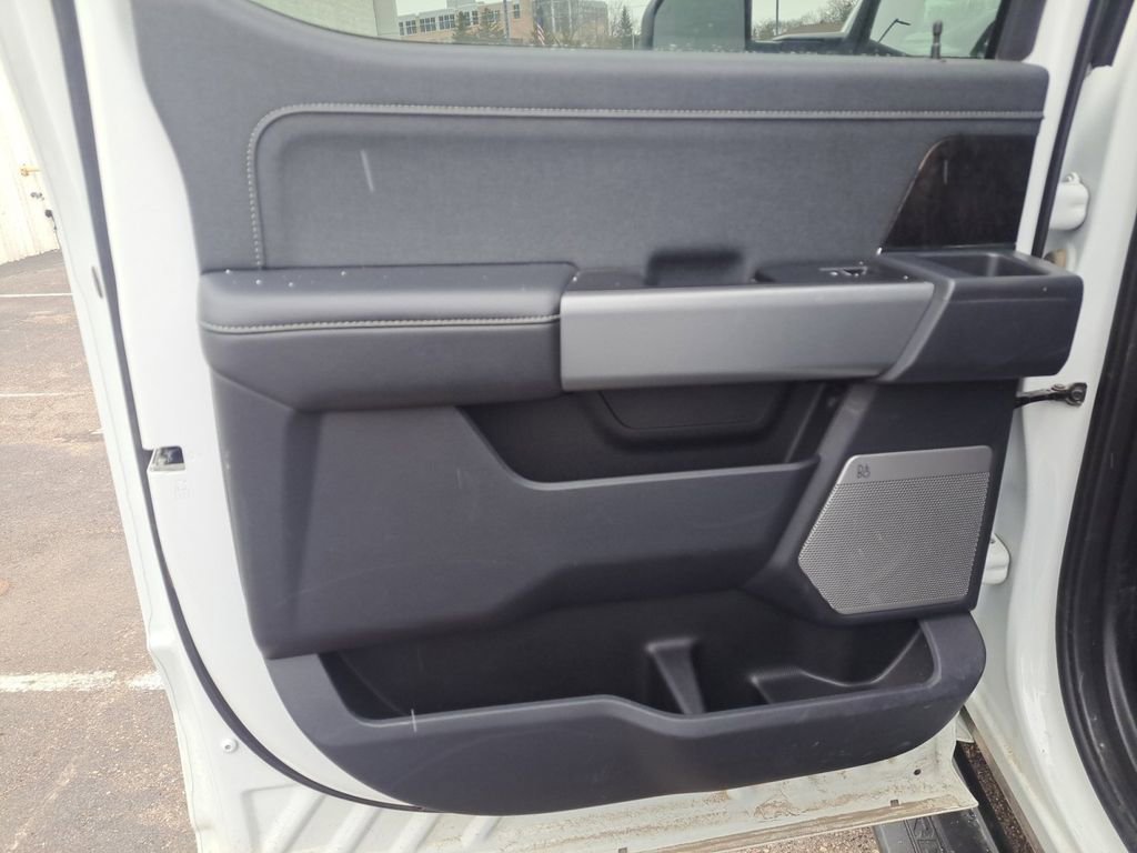 Used 2024 Ford F250 Lariat w/ Lariat Ultimate Package image 23