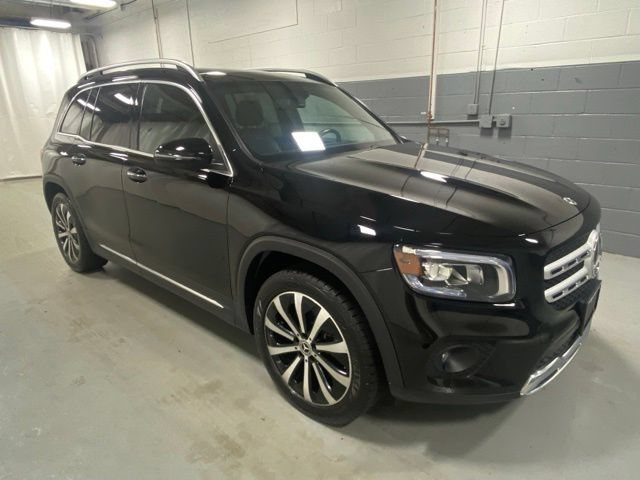 Used 2023 Mercedes-Benz GLB 250 4MATIC image 4