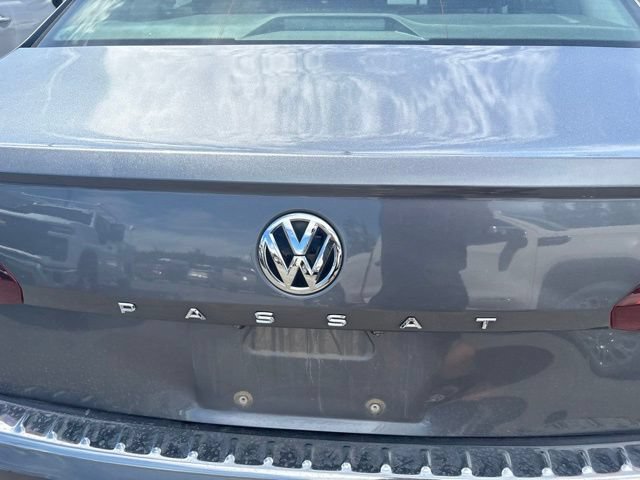 Used 2022 Volkswagen Passat 2.0T SE FWD image 16