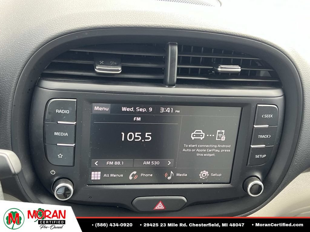 Used 2025 Kia Soul LX w/ LX Technology Package FWD image 19