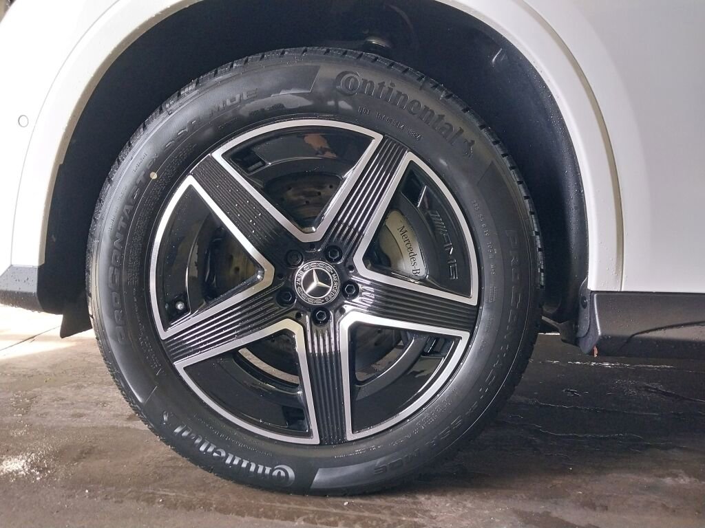 New 2025 Mercedes-Benz GLC 350e 4MATIC image 16