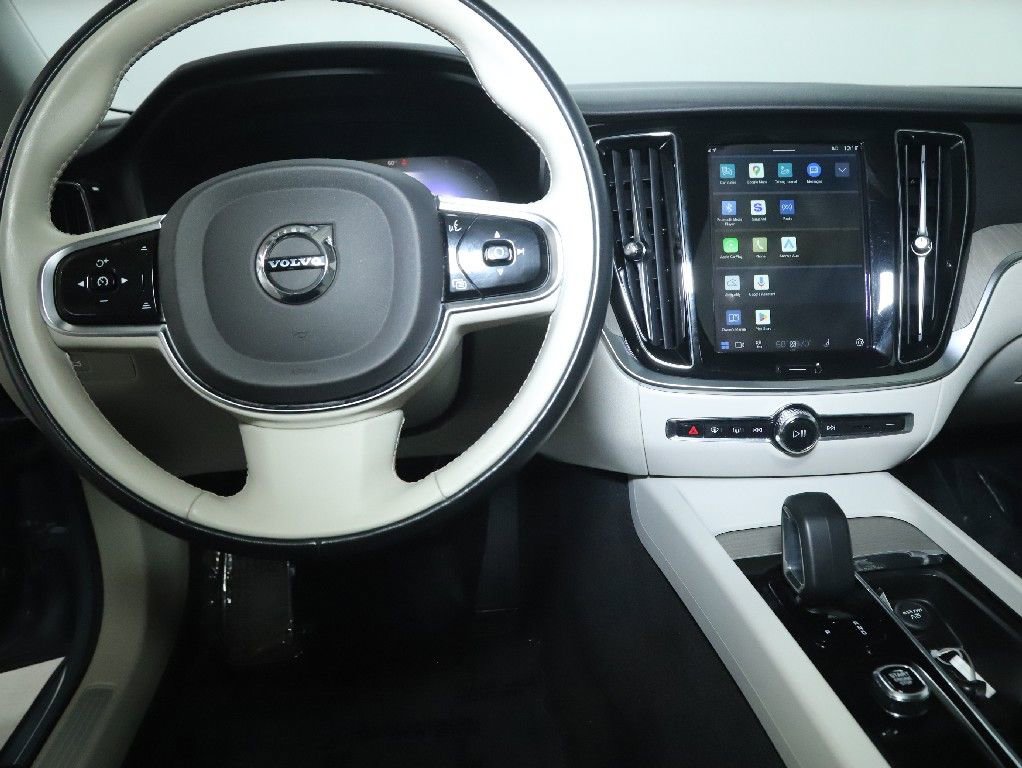 Used 2024 Volvo S60 B5 Plus FWD image 28