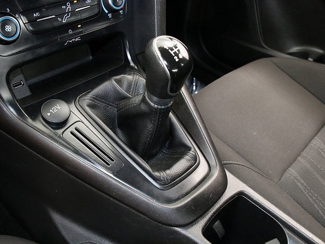 Used 2018 Ford Focus S image 19