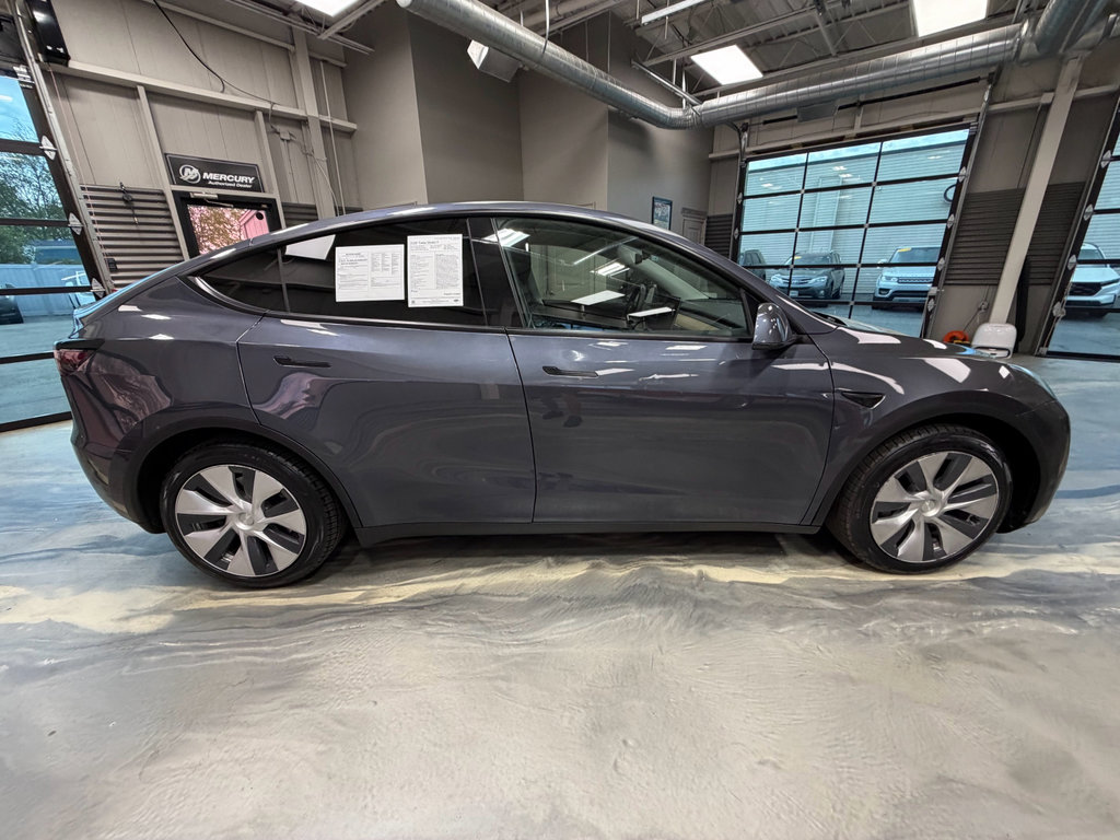 Used 2020 Tesla Model Y Long Range image 27