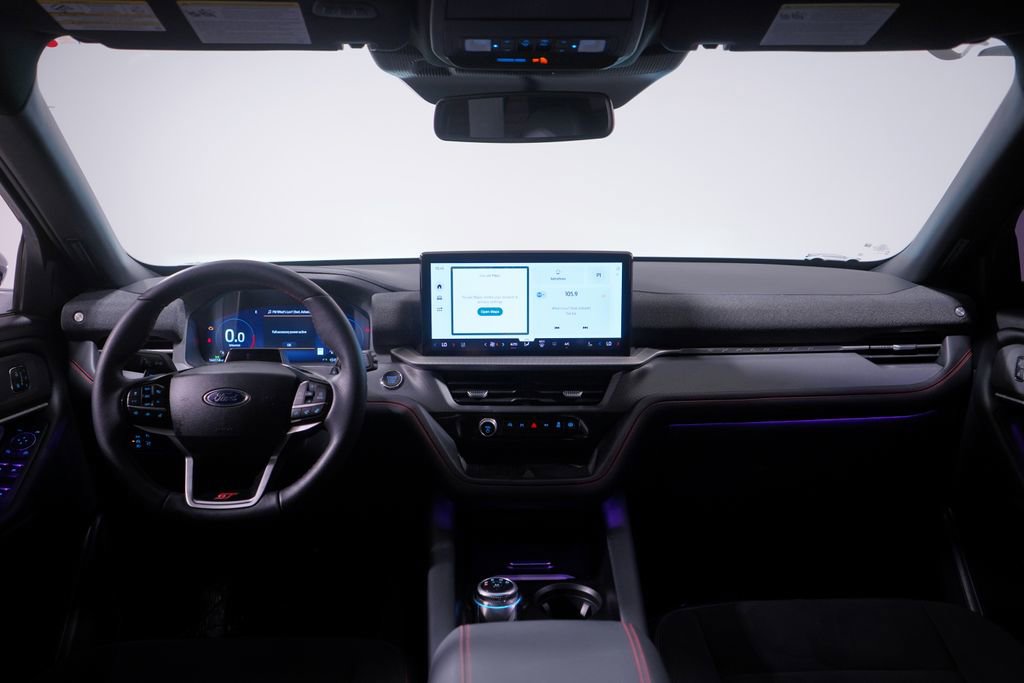 Used 2025 Ford Explorer ST image 11