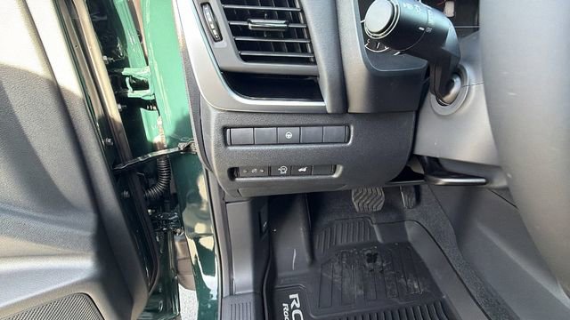 New 2026 Nissan Rogue SV image 31