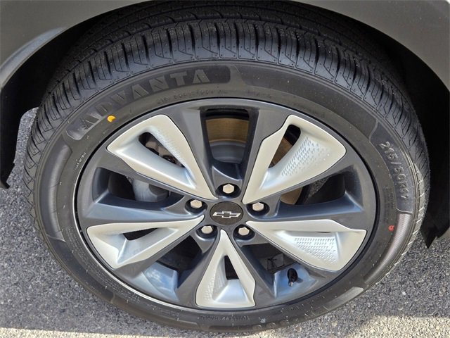 Used 2022 Chevrolet Bolt EUV LT w/ Convenience Package image 10