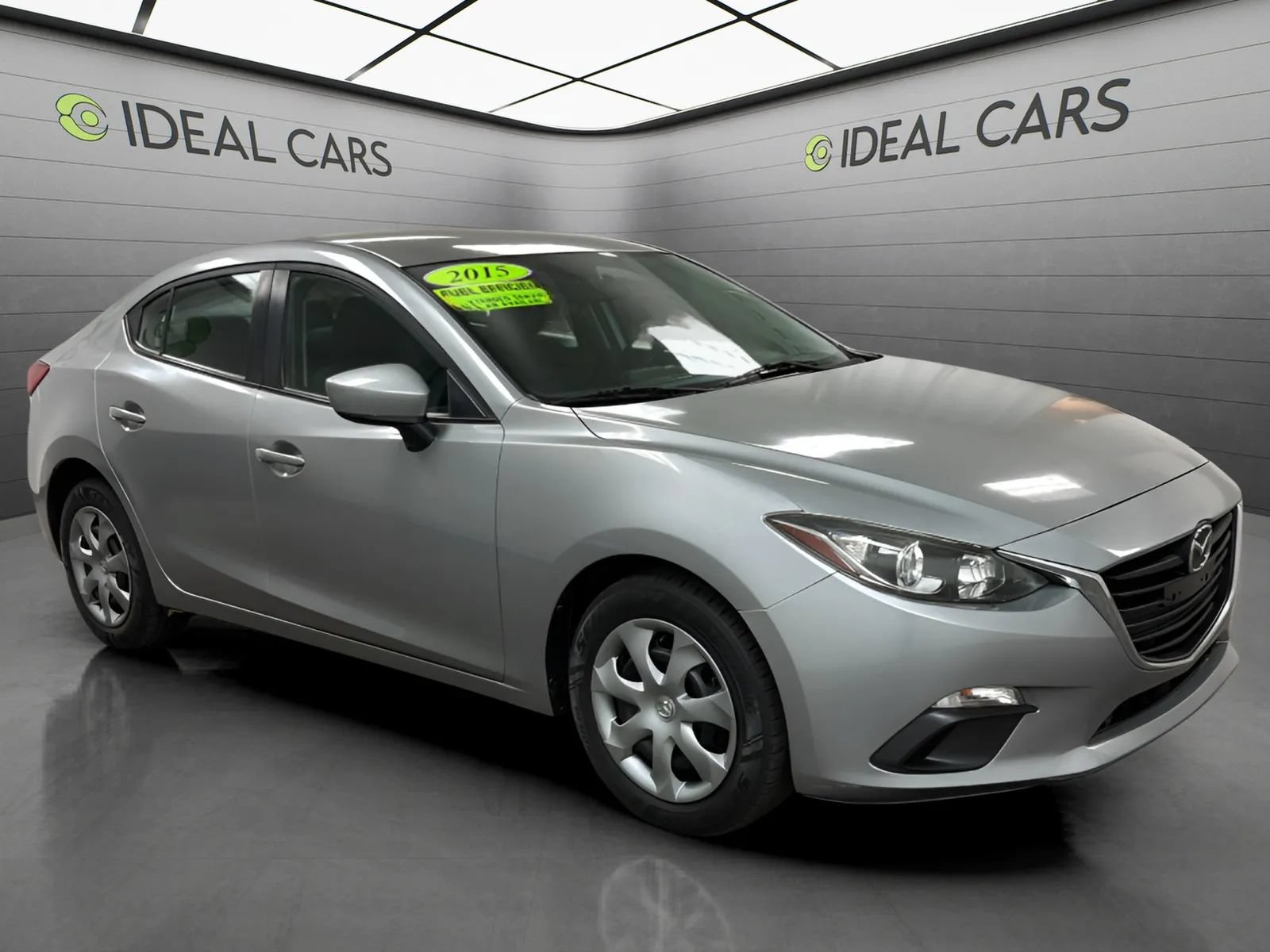 Used 2015 MAZDA MAZDA3 i SV FWD image 3