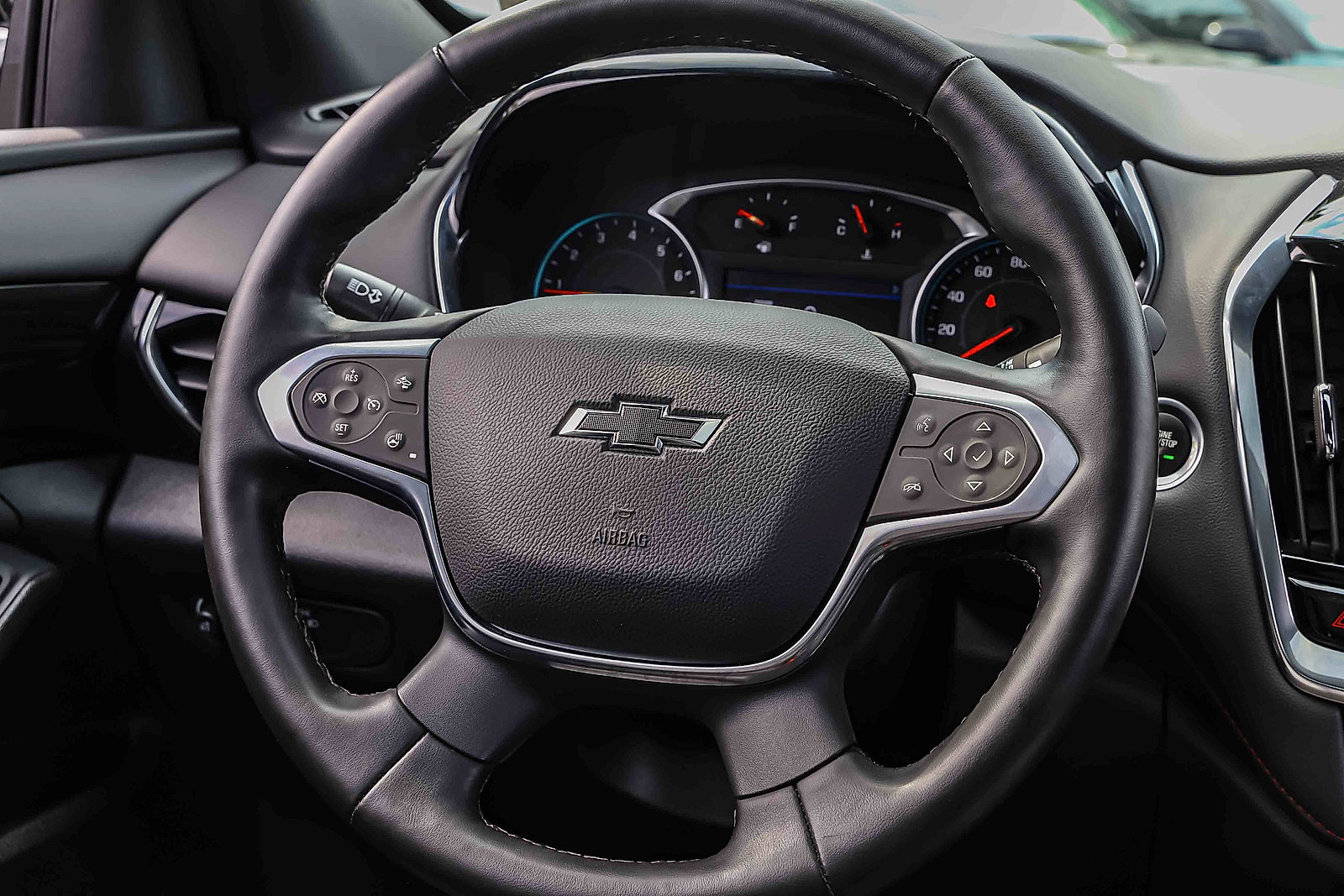 Used 2024 Chevrolet Traverse RS w/ LPO, Floor Liner Package AWD/4WD image 13