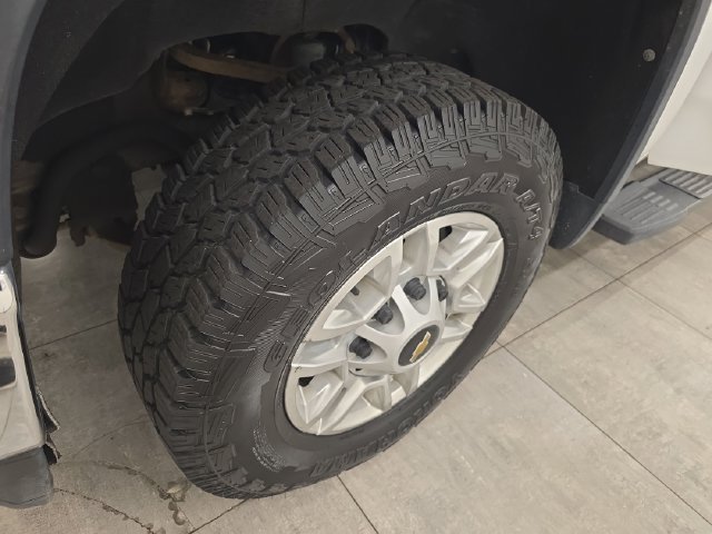Used 2020 Chevrolet Silverado 2500 LT AWD/4WD image 35