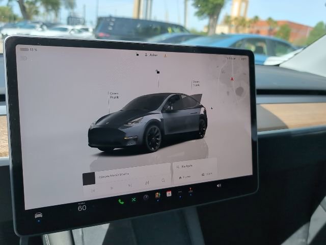 Used 2023 Tesla Model Y Long Range AWD/4WD image 12