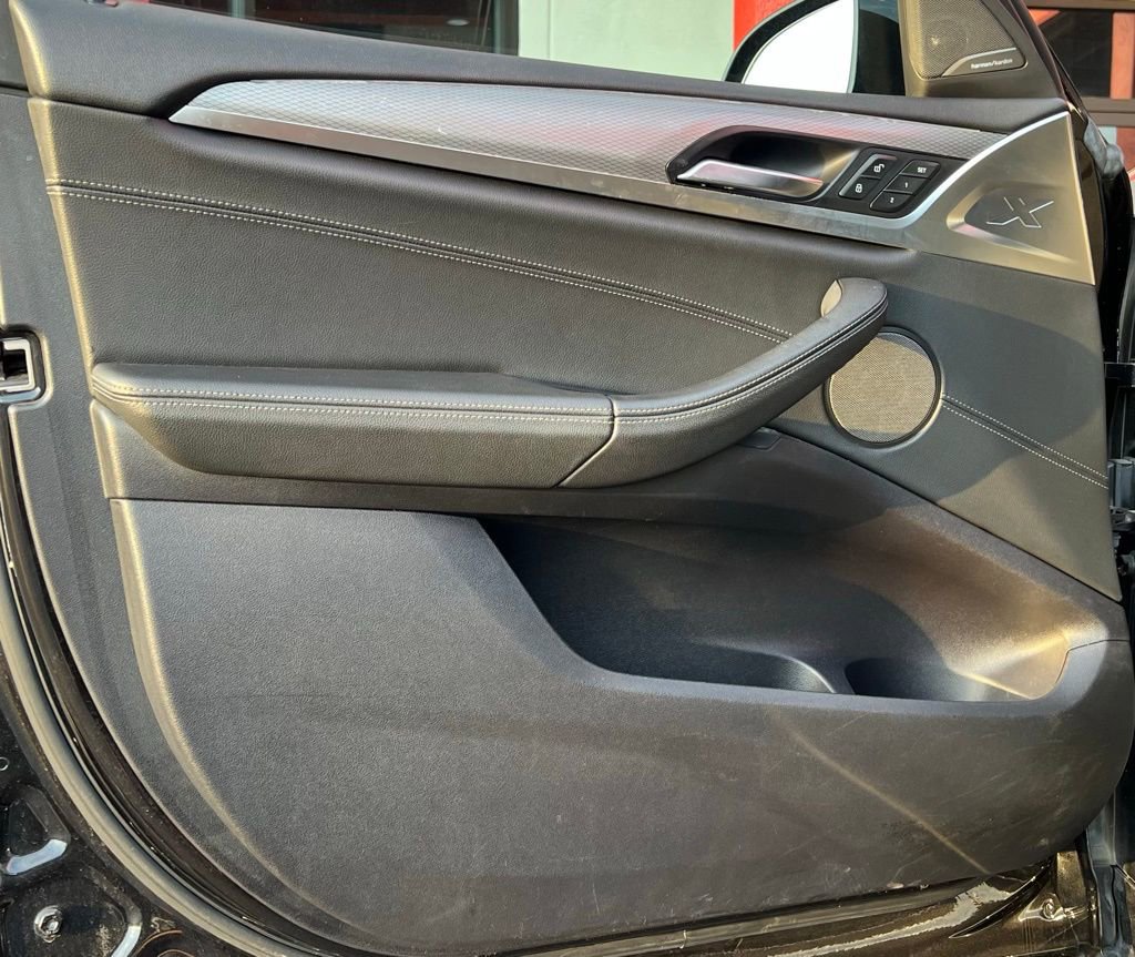 Used 2019 BMW X4 xDrive30i w/ Executive Package image 14