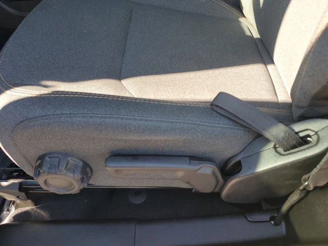 Used 2025 Jeep Wrangler Sport image 15