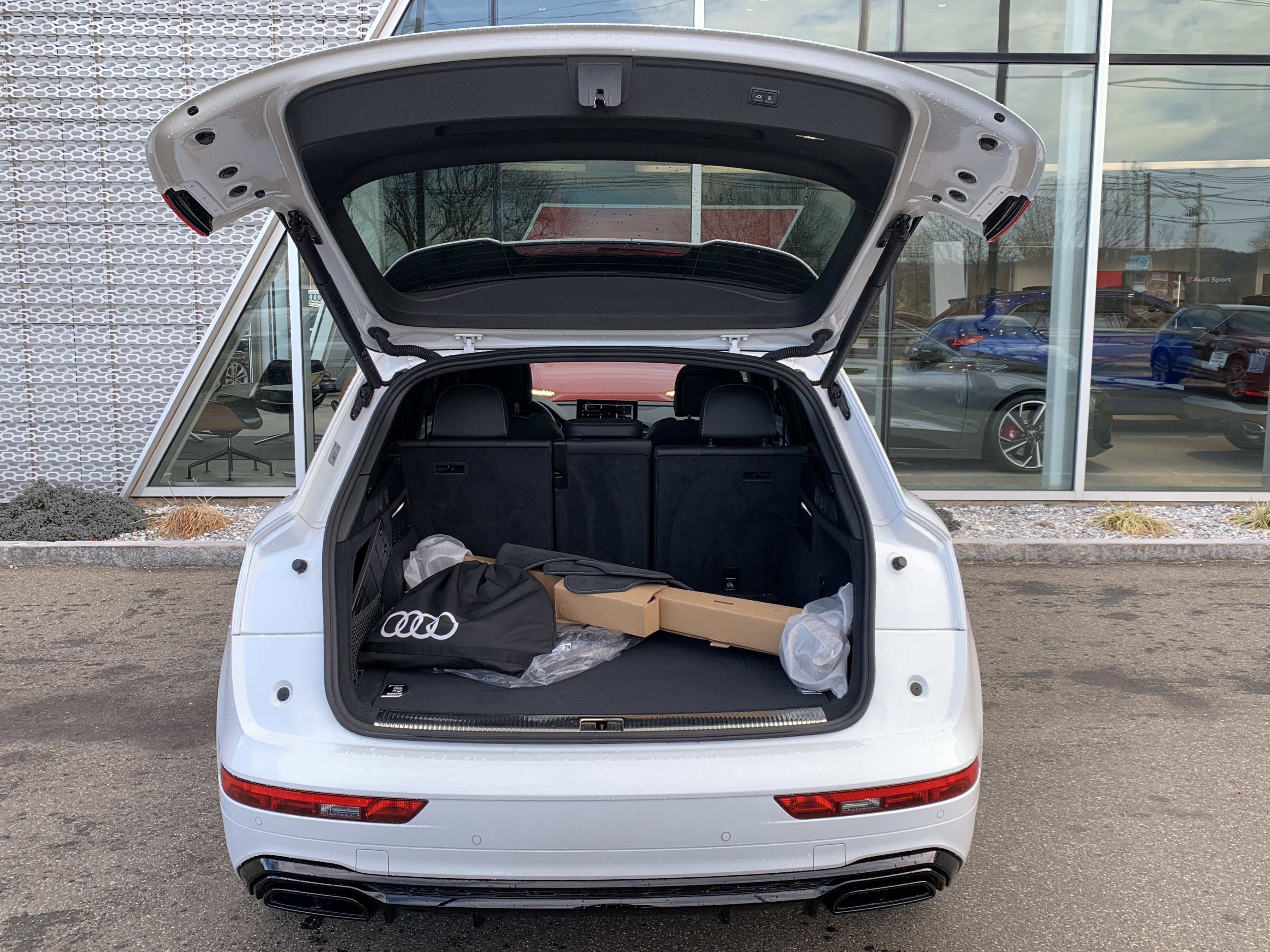 Used 2024 Audi Q5 e Prestige image 21