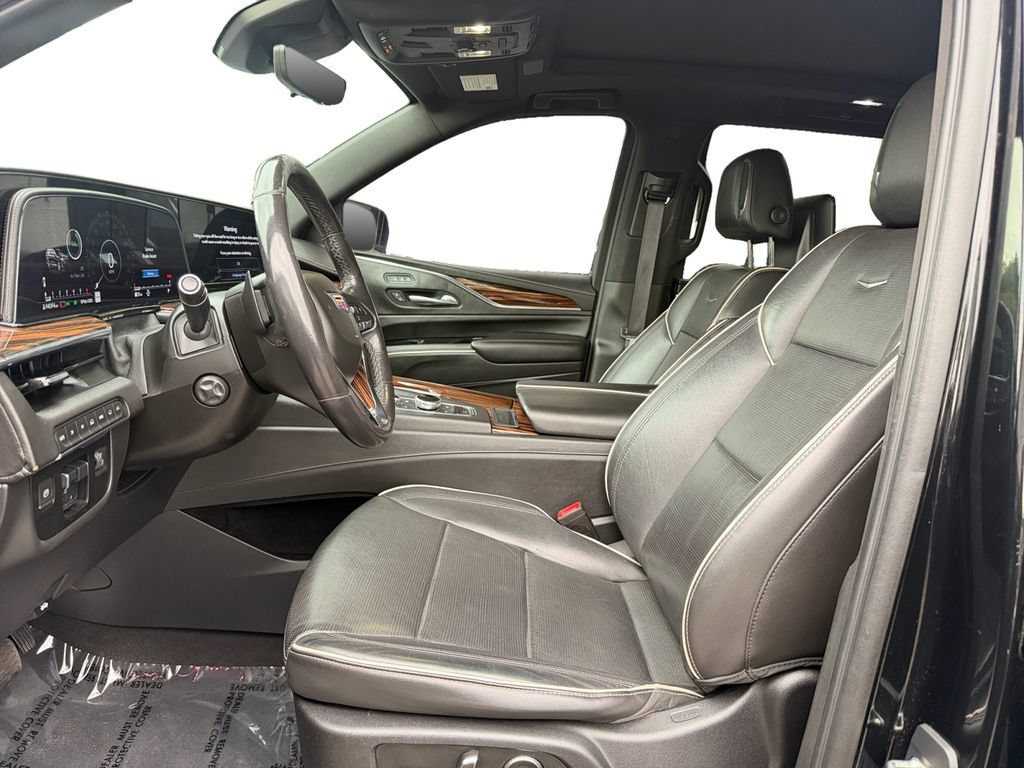 Used 2021 Cadillac Escalade Premium Luxury w/ Driver Assist Tech Package AWD/4WD image 10