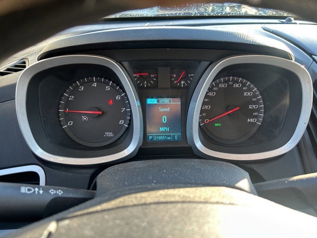 Used 2013 Chevrolet Equinox LS image 22