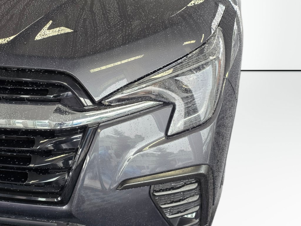 Used 2023 Subaru Ascent Touring AWD/4WD image 10