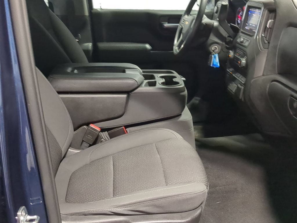 Used 2021 Chevrolet Silverado 1500 Custom w/ Safety Confidence Package AWD/4WD image 27