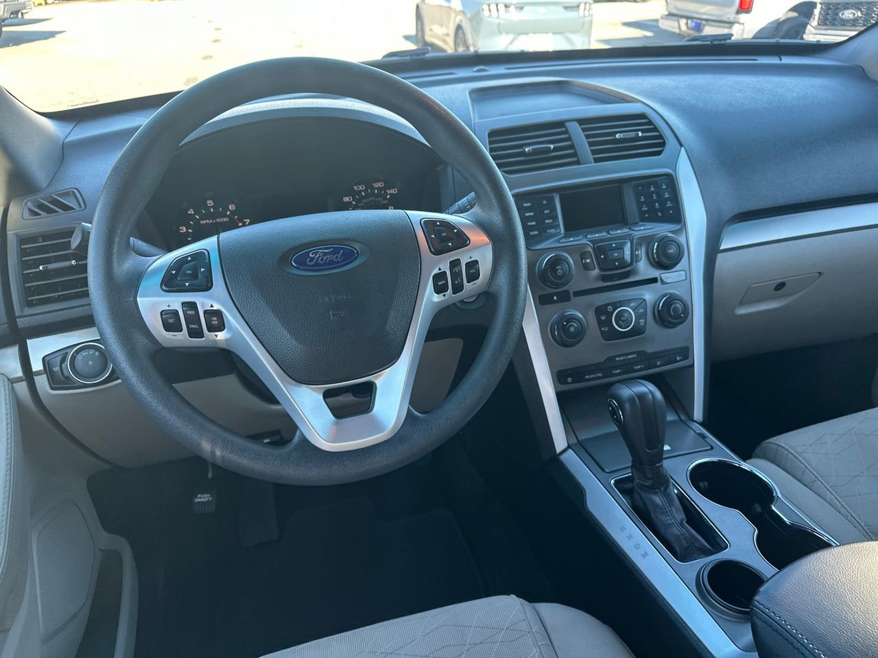 Used 2015 Ford Explorer FWD image 22