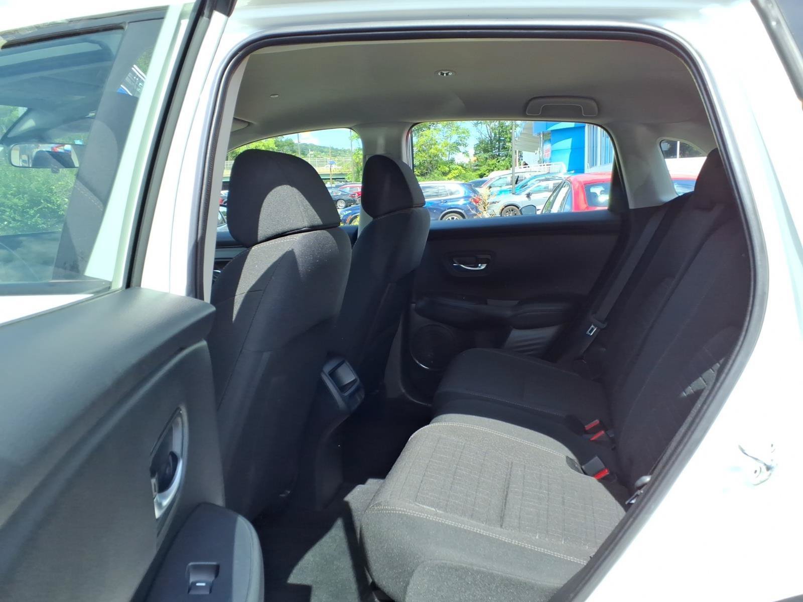 Certified 2024 Honda HR-V LX image 11