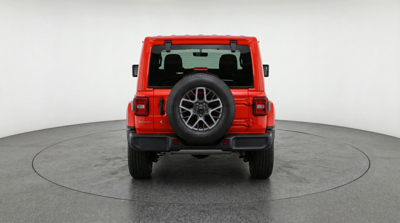 Used 2025 Jeep Wrangler Sahara AWD/4WD image 7