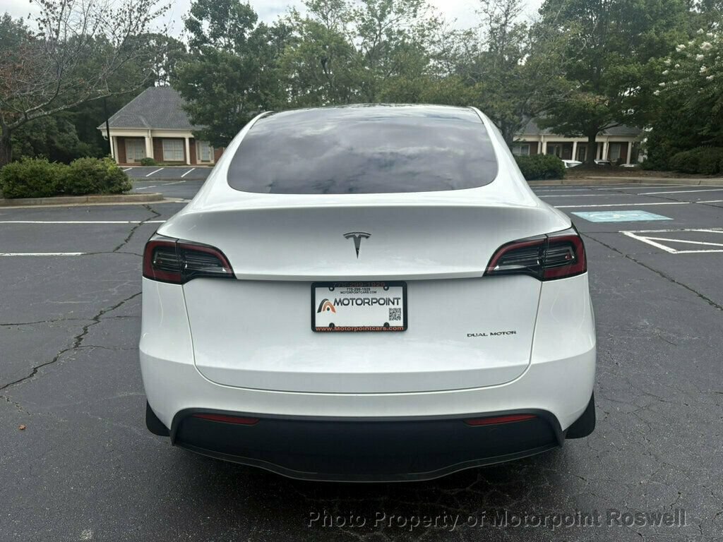 Used 2023 Tesla Model Y Long Range AWD/4WD image 10