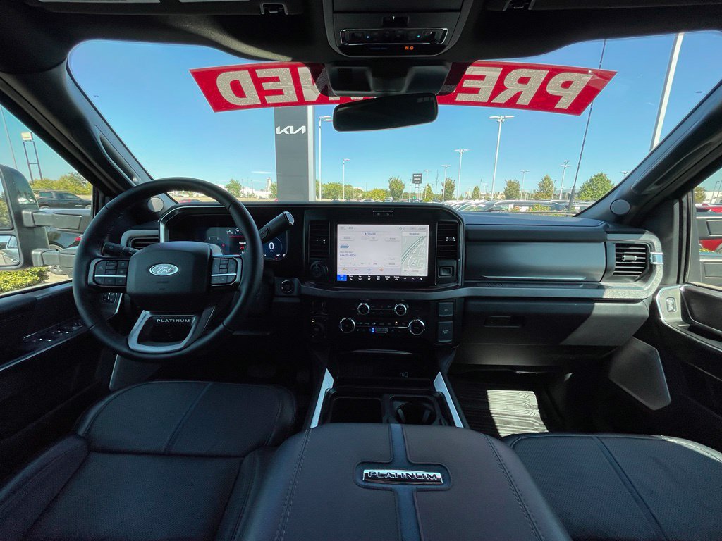 Used 2026 Ford F250 Platinum AWD/4WD image 30