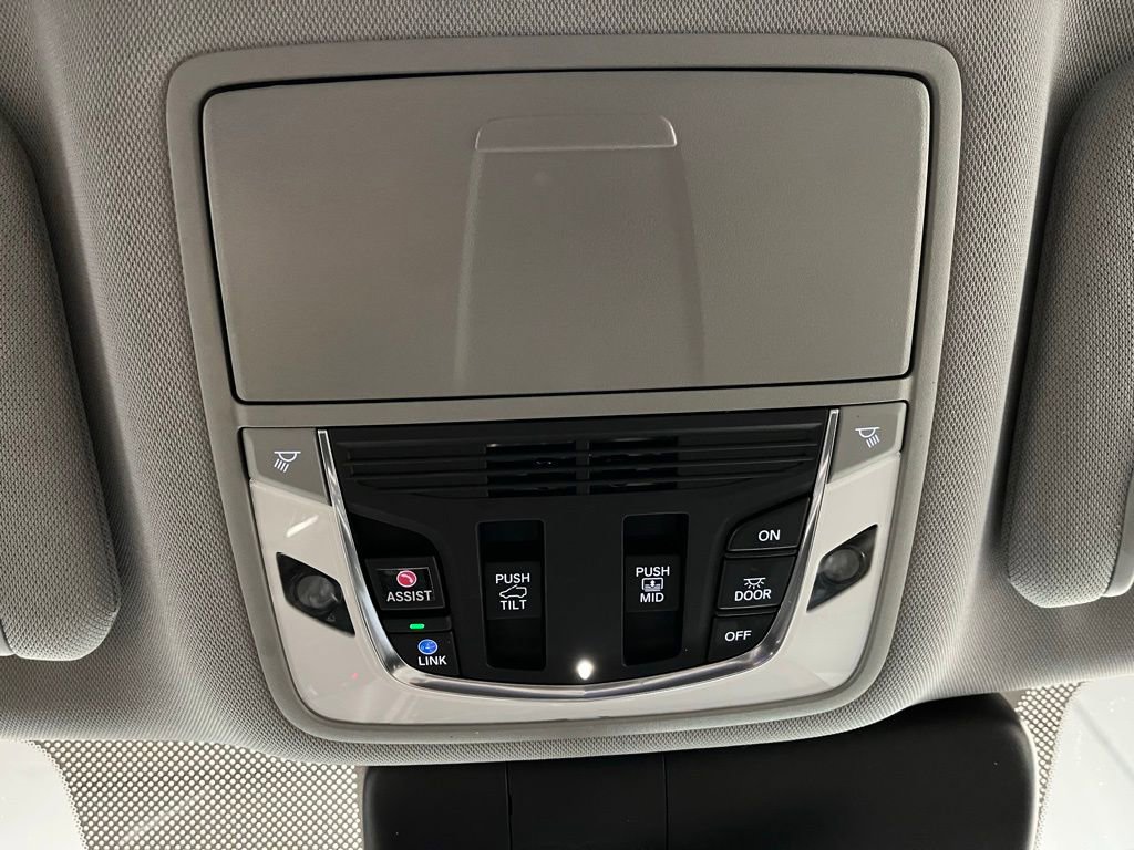 Certified 2022 Acura RDX AWD w/ Advance Package image 9