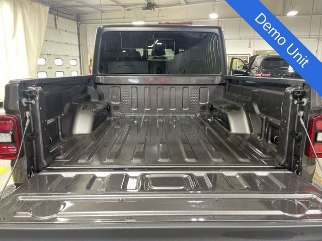 New 2026 Jeep Gladiator Willys image 22